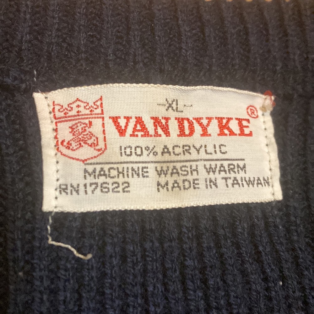 Van Dyke ; Black Textured Sweater Vest